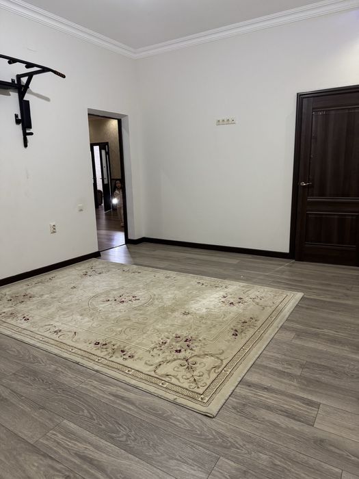 СРОЧНО Продаётся 5-ти комнатный дом