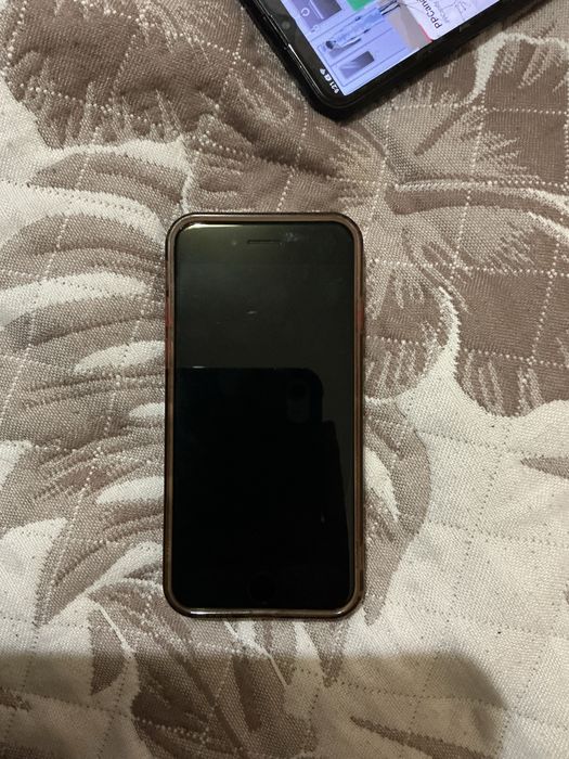 iPhone SE 2020 г.г.