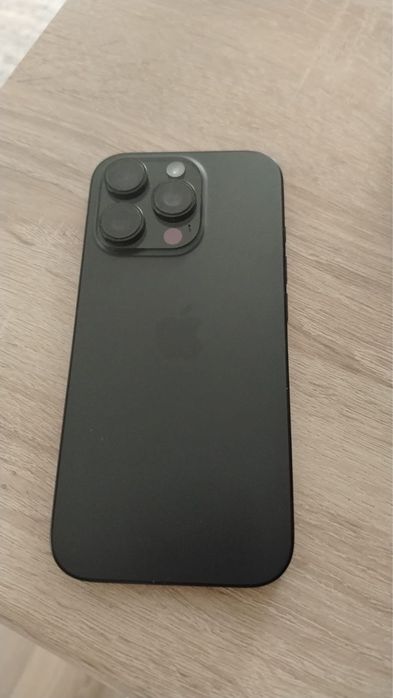 Продам iphone 16 pro 256 гб