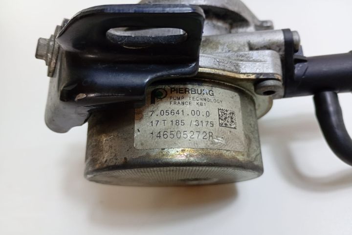 Pompa vacuum 146505272R Mercedes-Benz Vito W447 seria