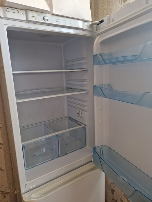 Продам холодильник Бирюса