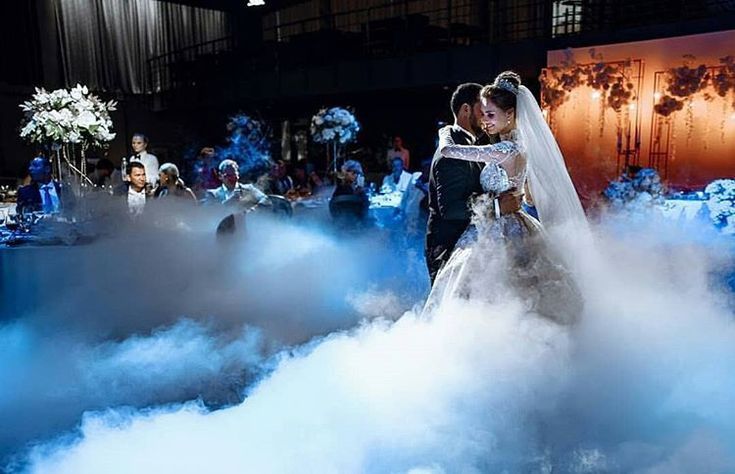 Снег, дым, эффект золушки.