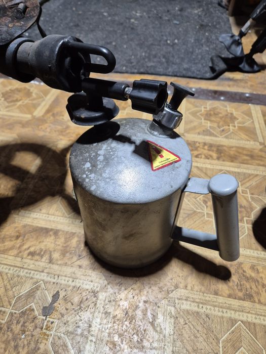 Паяльная лампа бензиновая