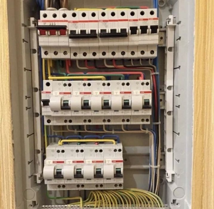 Услуги электрика 24/7 электромонтаж