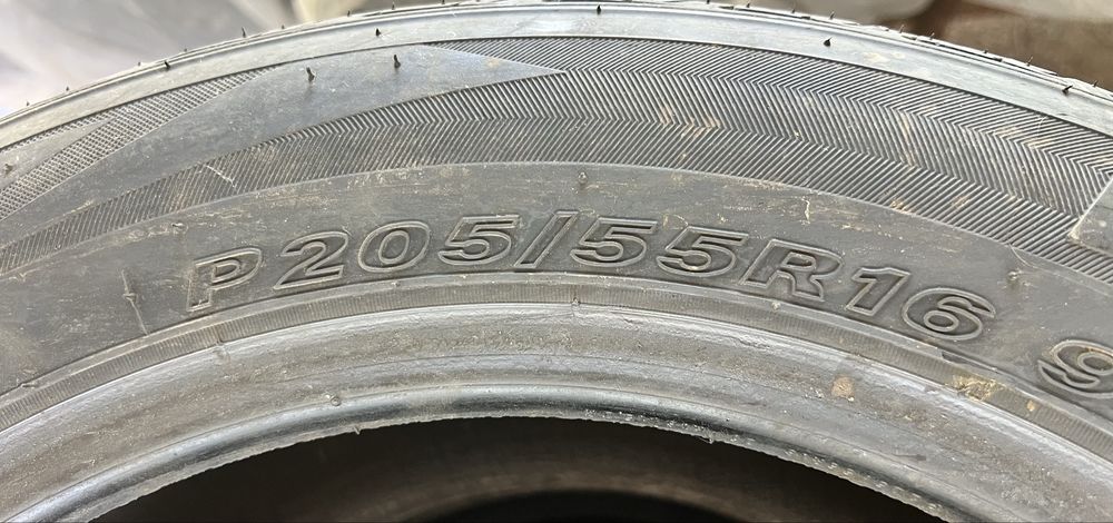 Roadstone в размере 205/55 R16