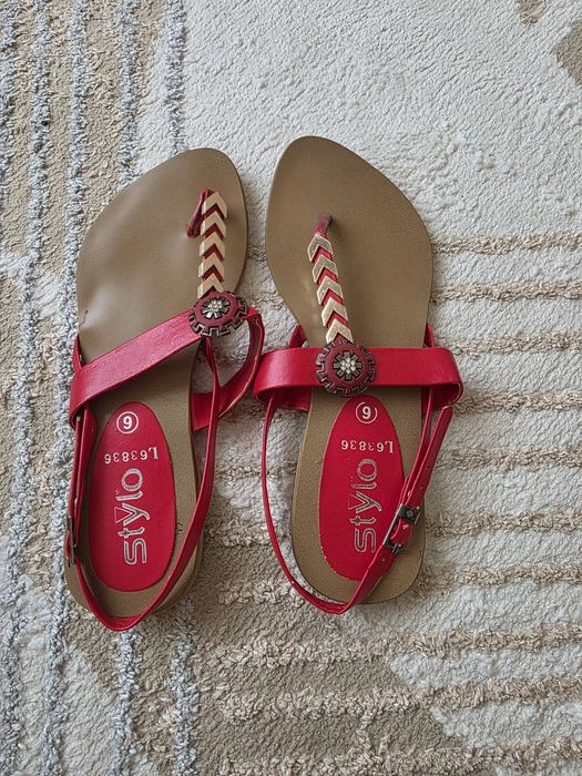 Летние шлёпанцы,