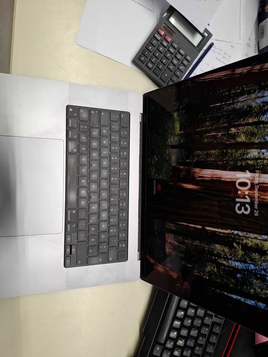 Продавам личния ми Macbook Pro 16 M1 PRO 16gb,512 gbssd