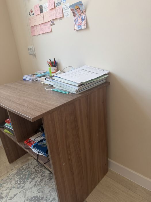 Учебный два стол