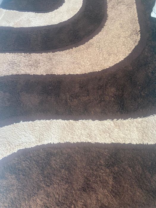 Ковер размером 2/3