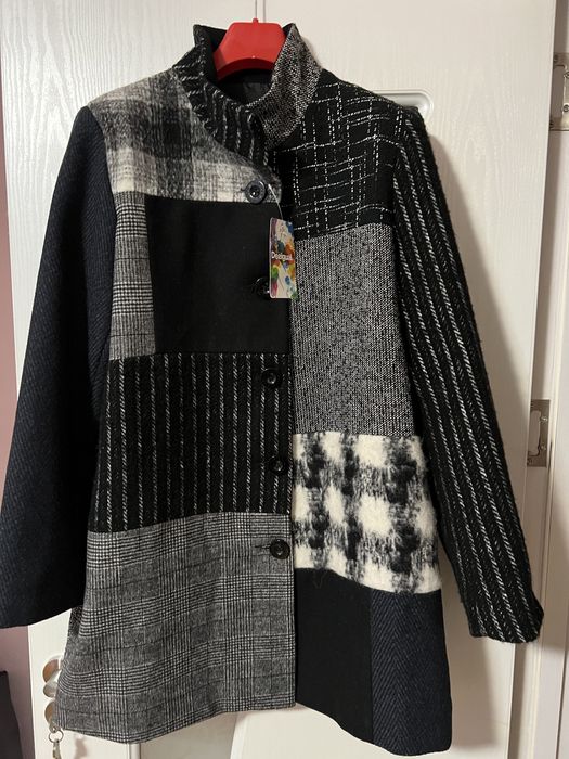 Вълнено палто Desigual