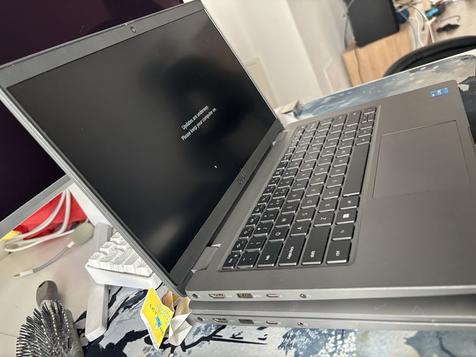 Vand Dell Latitude 3440 16gb ram, i5 1345U, 256 gb nvme gen 4