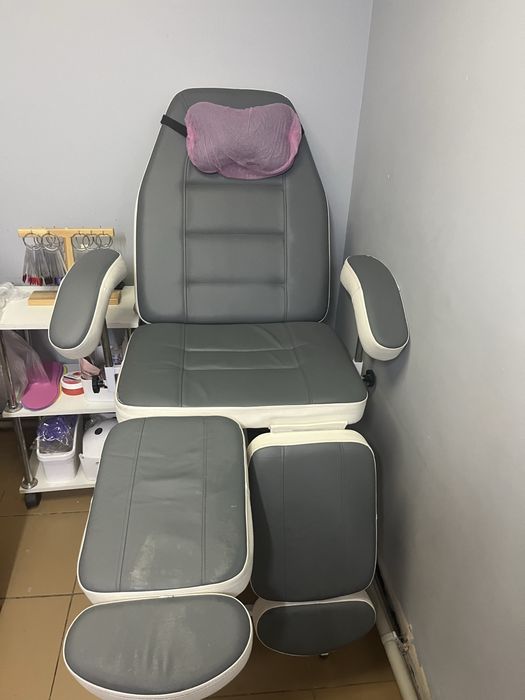 Продам педикюрное кресло