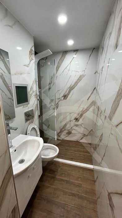 Продава се Тристаен апартамент в Пловдив, Гагарин - 61 кв.м за 2123 €/кв.м - Снимка #18