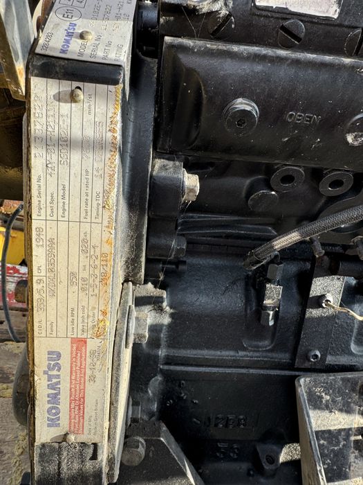 Chiuloasa motor KOMATSU WA270 1999