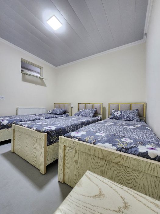 Mehmonxona, hostel,  25.000dan 70.000 sumgacha