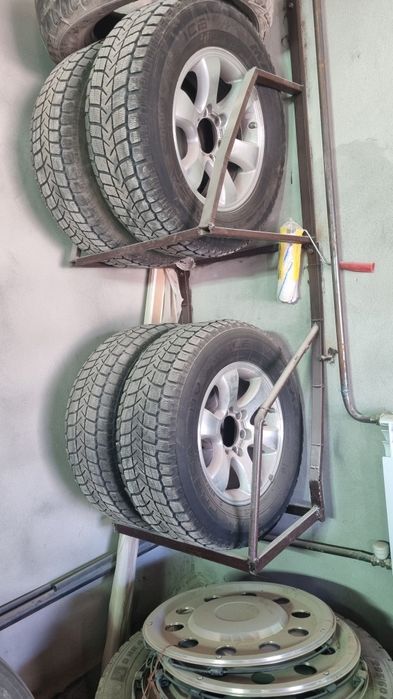 Шины с дисками оригинал от Прадо.