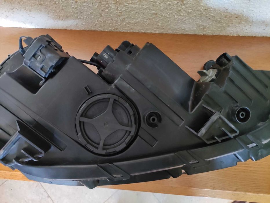 Фар за Хюндай Елантра ляв Hyundai Elantra