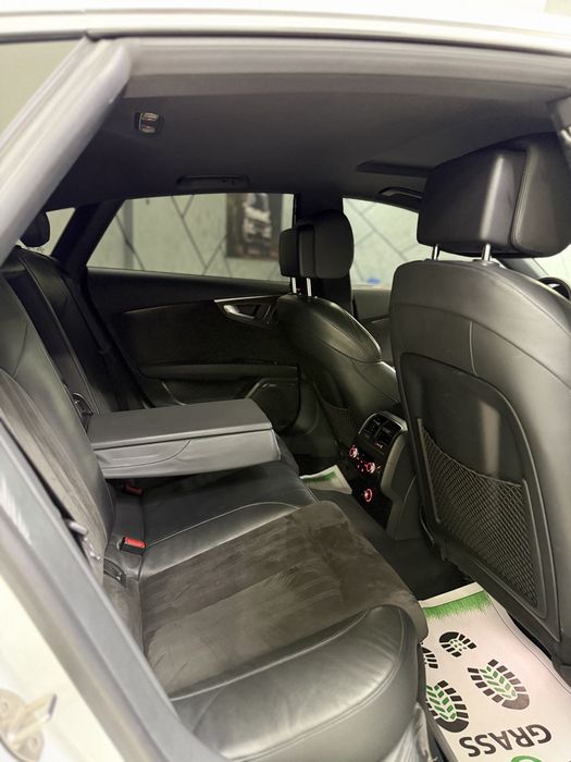 Audi A7 quattro S line