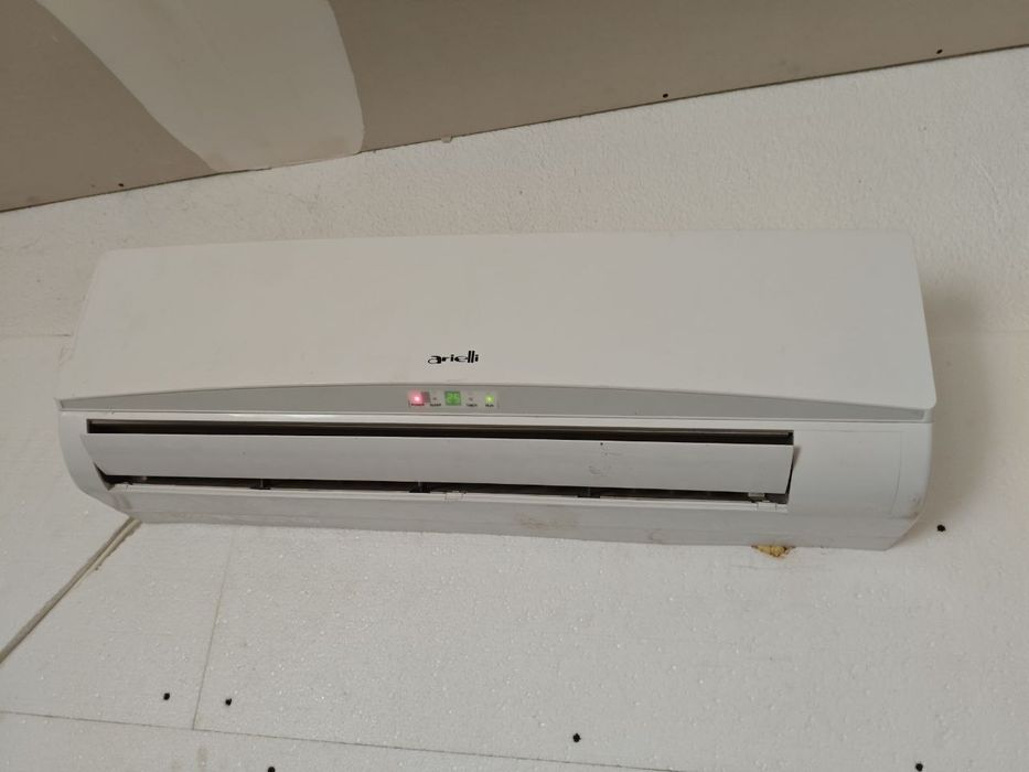 Климатик Arielli AAC - 24CHKD - 24 KA Климатик