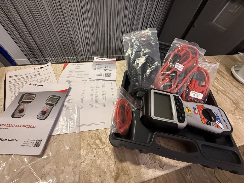 Професионален уред MEGGER MIT420/2 (Made in UK)