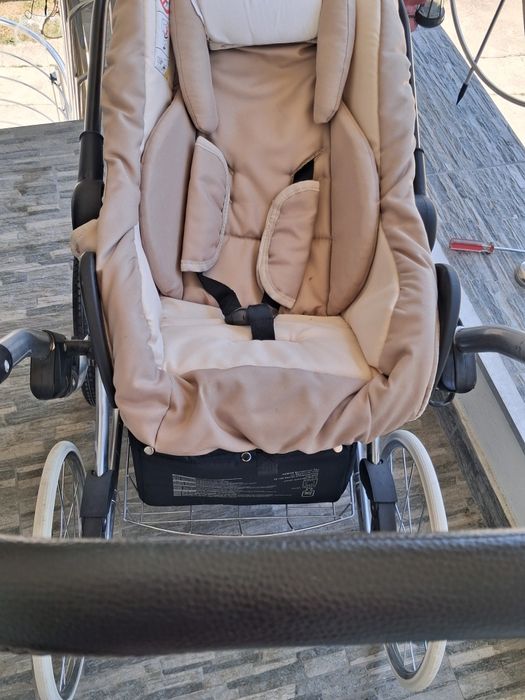 Carucior 3 in 1,folosit foarte puțin