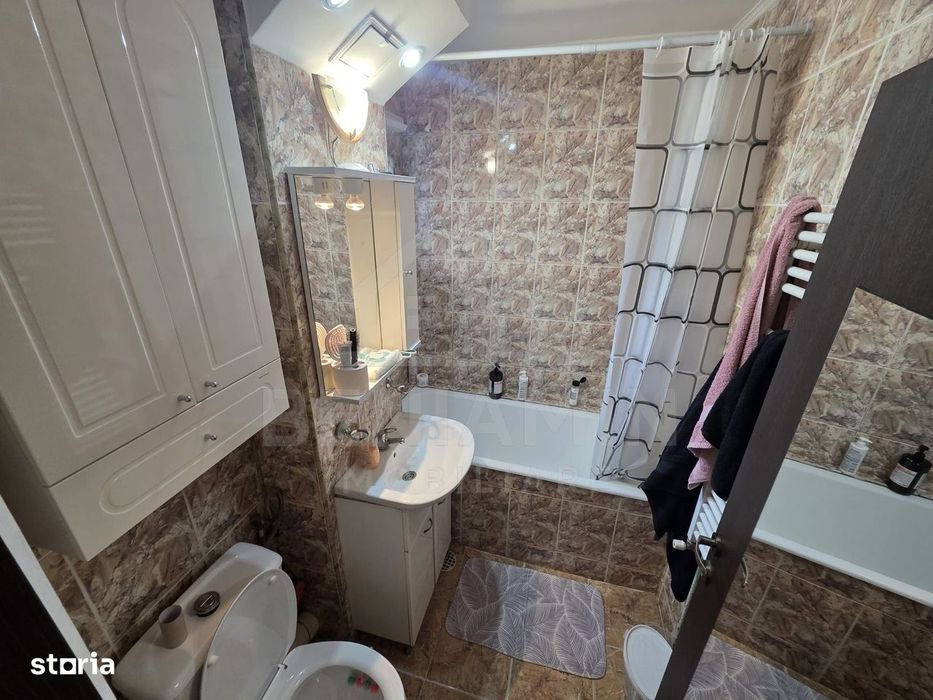 2 camere - etaj 2 - 55mp - centrala termica - invesitie - Craiovita