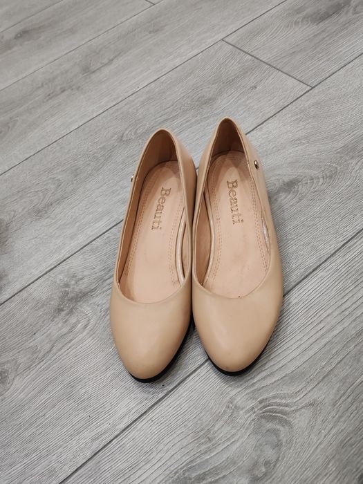 Туфли новые продам