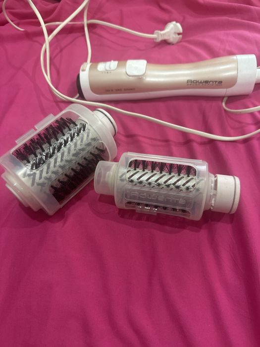 Фен расческа для укладки Roventa