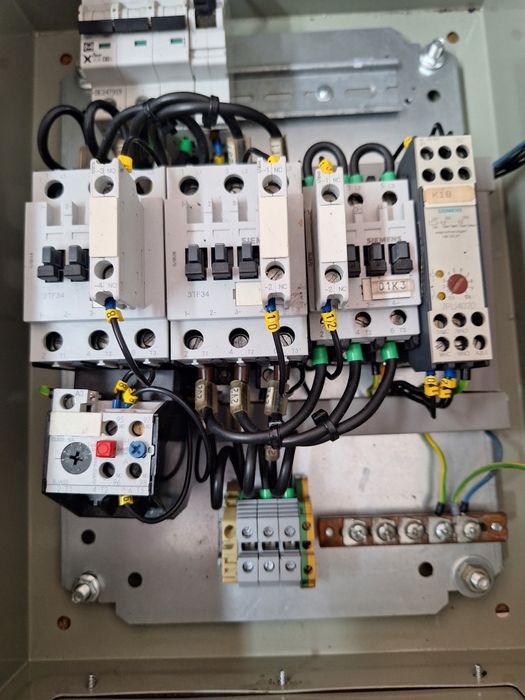 Pornire motor electric  stea-triunghi