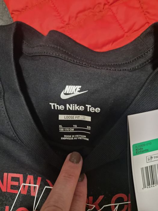 Къси панталони nike и тениска 158-170 размер