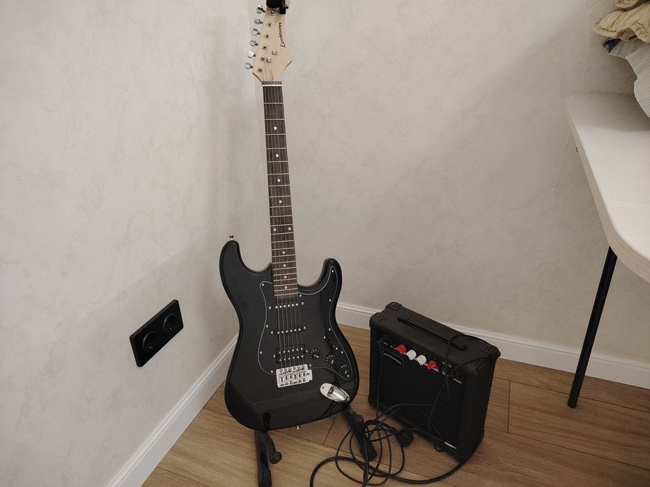 levinson black stratokaster, черный стратокастер левинсон хамбакер