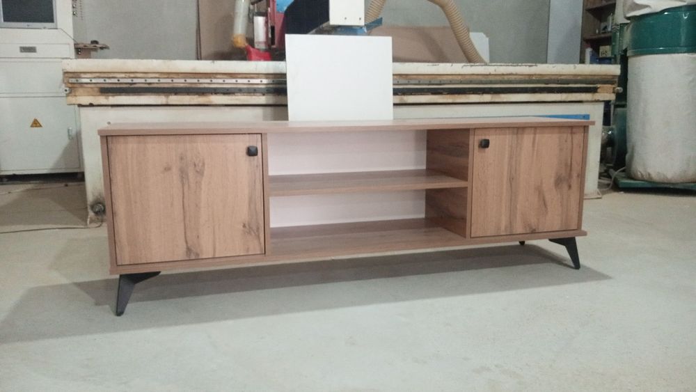 Тв подставка 1600