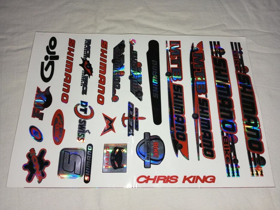 Наклейка самоклейка на раму велосипеда.