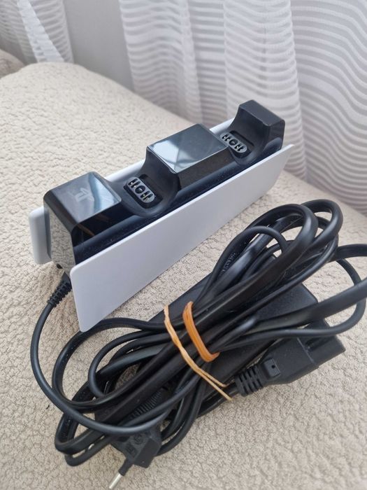 Станция Sony Dual Sense