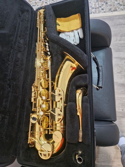 Saxofon tenor Yamaha YTS-62