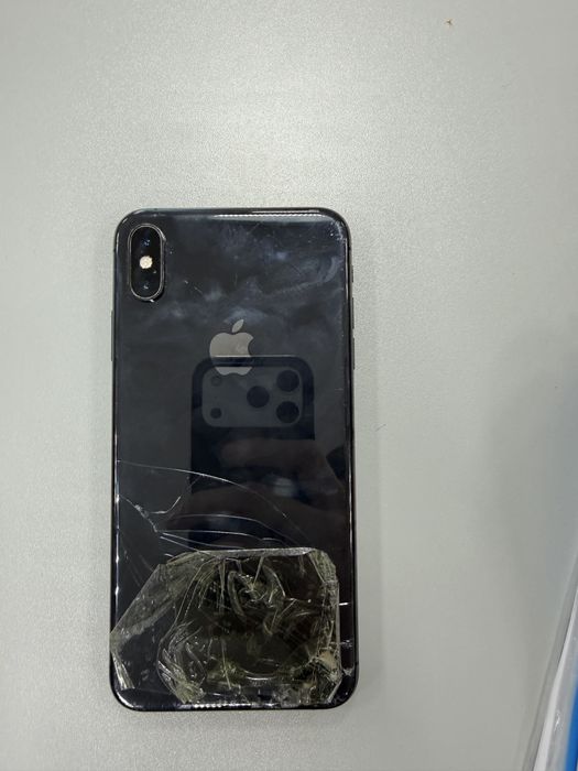 iPhone Xs max 64гб