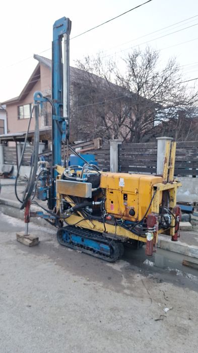 Vind instalaţie de foraj hidraulica