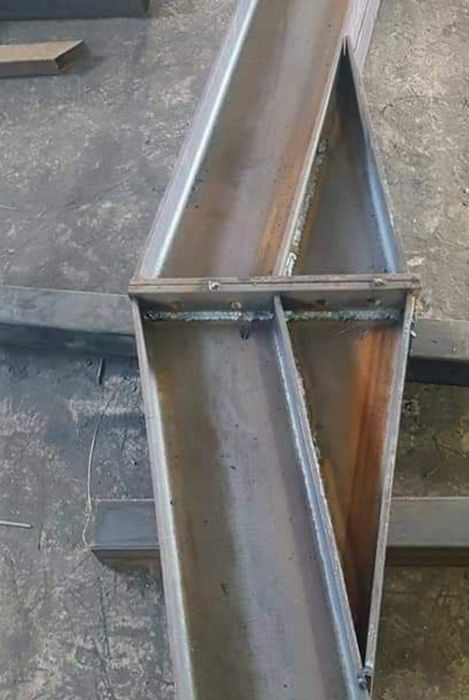 Vând hale metalice avem pe stoc Suntem producători de hale metalice ha