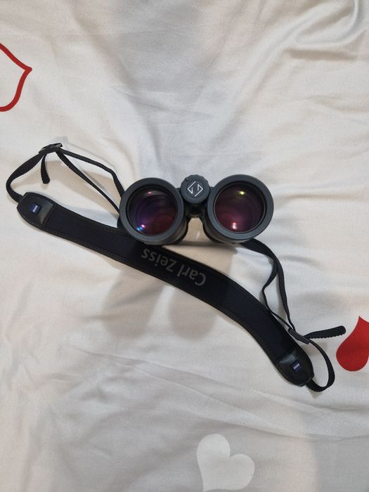 Бинокъл Zeiss Conquest 10 x 40