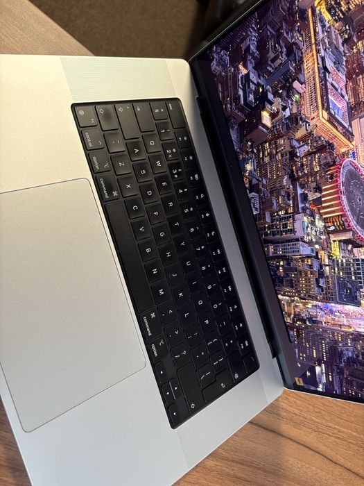 MacBook Pro 17インチ MacBook Pro 17インチ Mid 2010 実機レビュー、Core i7モデルの