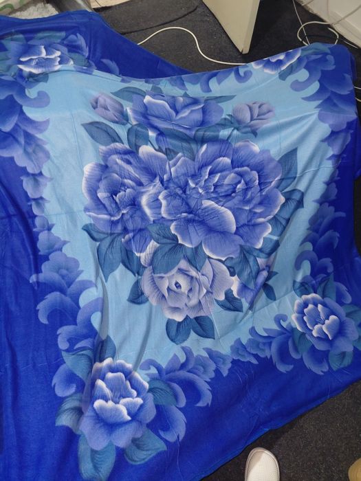 Pătură cocolino pufoasă, model floral deosebit (Albastru)
