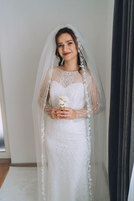 Rochie de mireasa tip sirenă mărimea S + voal