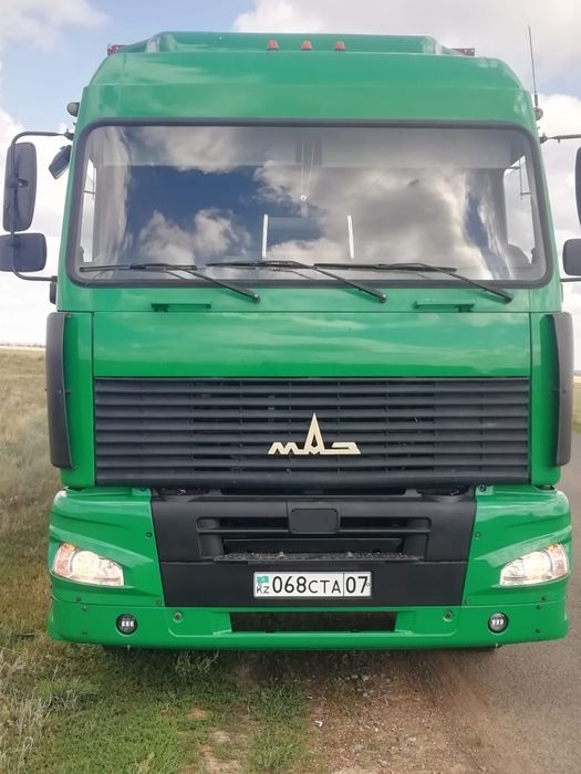 МАЗ 4371 .Пятитонник  2011года