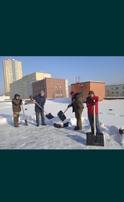 Чистим снег вручную 24/7