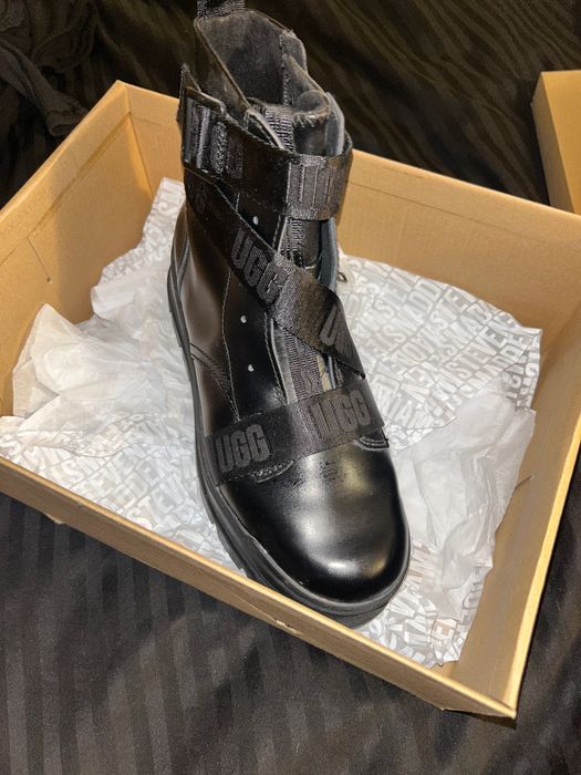 Зимни ботуши UGG