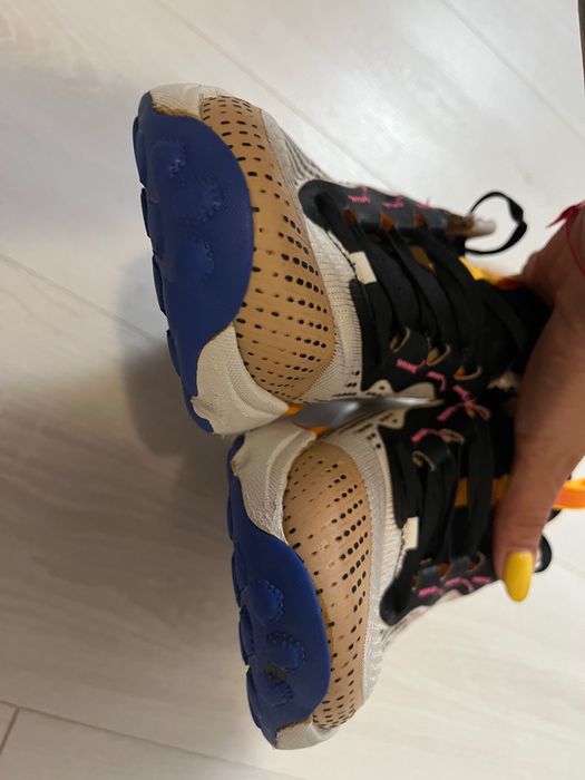 Маратонки under armour