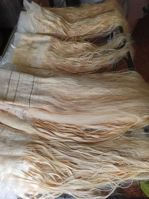 Промышленное осветление волос