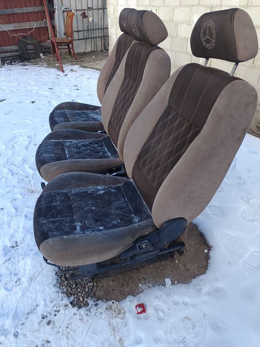 Vând bancheta   sprinter   în stare perfectă! De funcționare