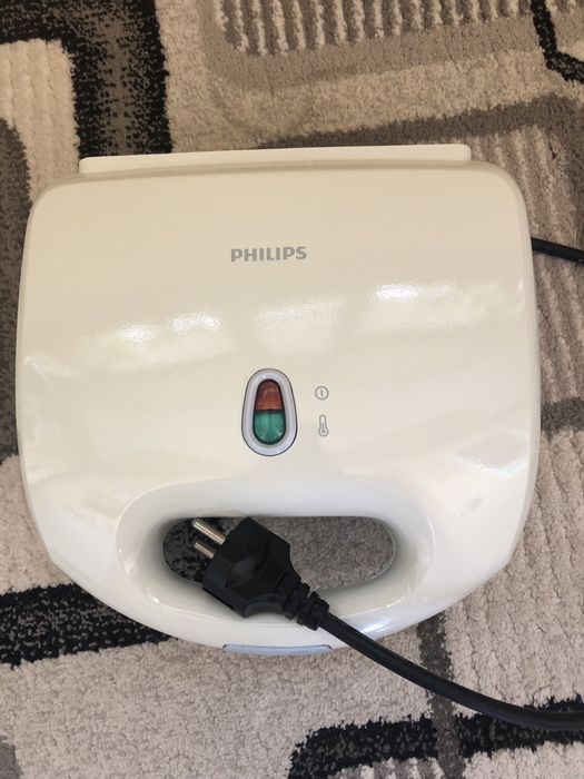 Сендвичница PHILIPS
