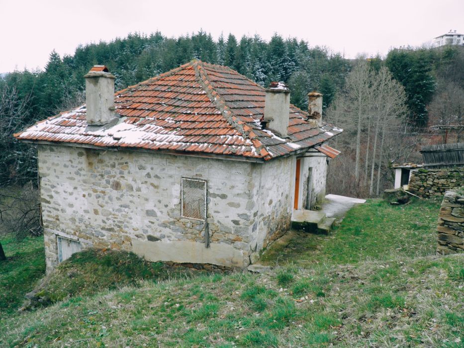 Продава се Къща в с. Вишнево, Област Смолян - 120 кв.м за 128 €/кв.м - Снимка #2